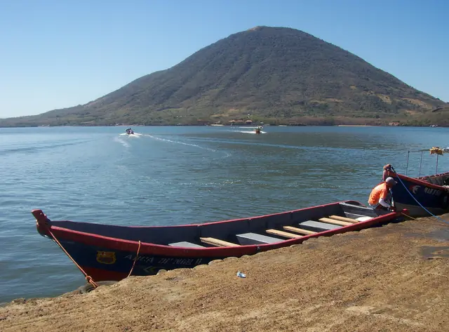 Isla del Tigre y su volcán, hogar de Amapala